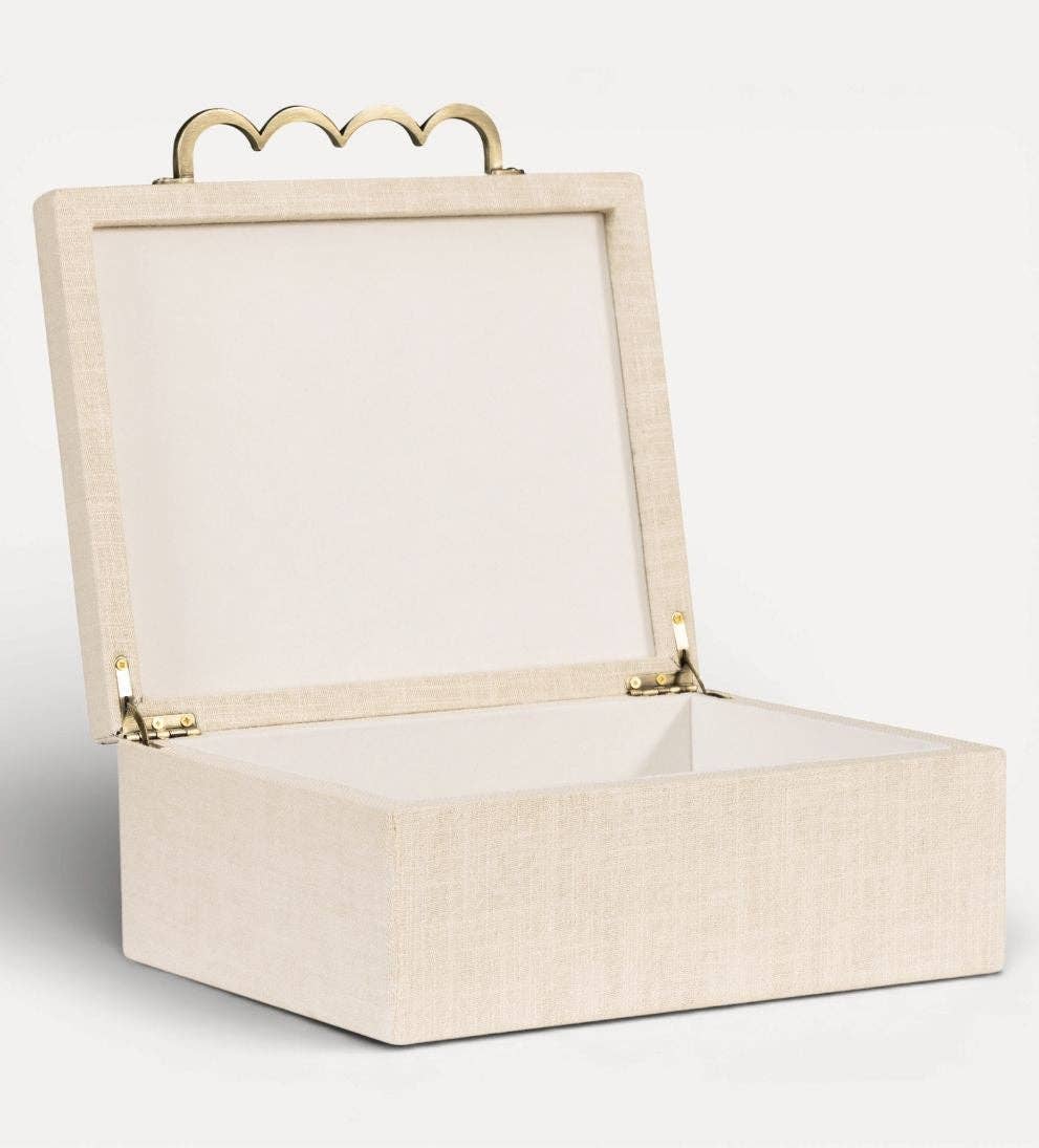 Cleo Box