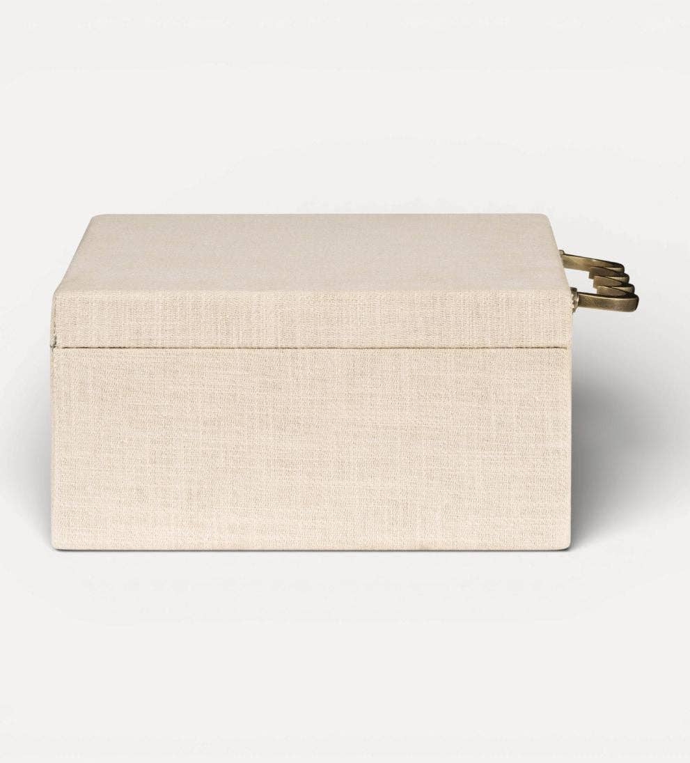 Cleo Box