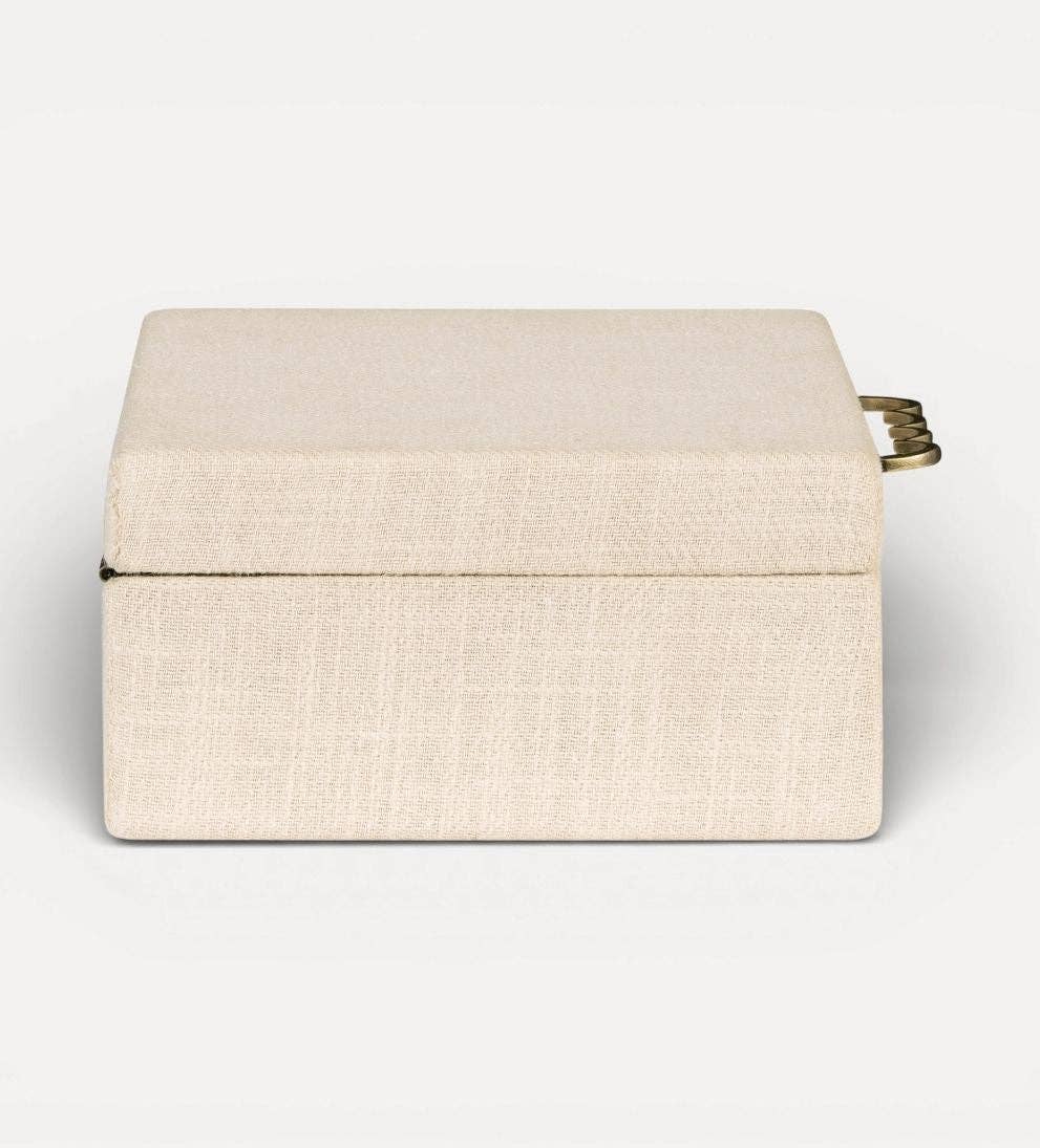 Cleo Box