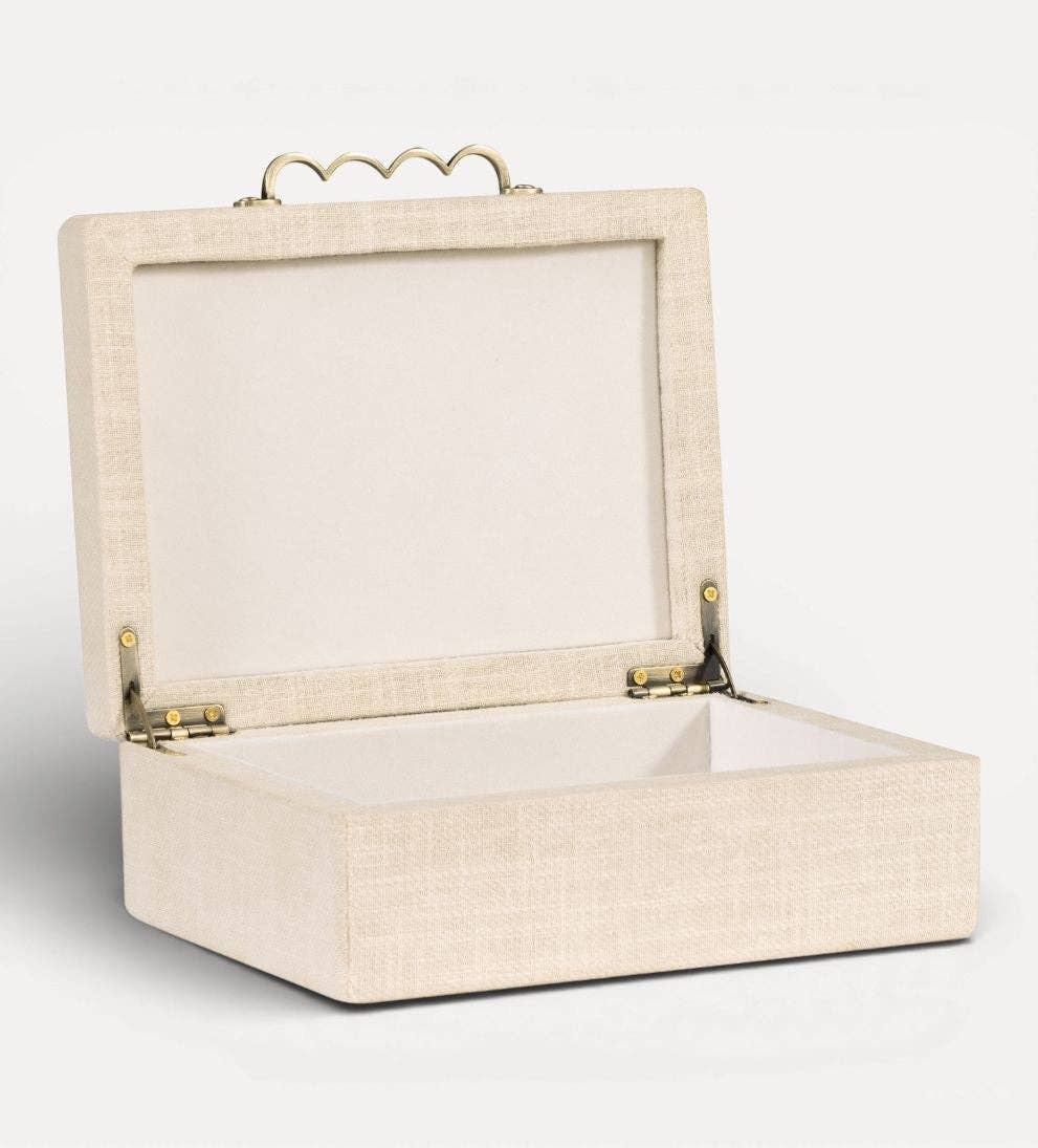 Cleo Box