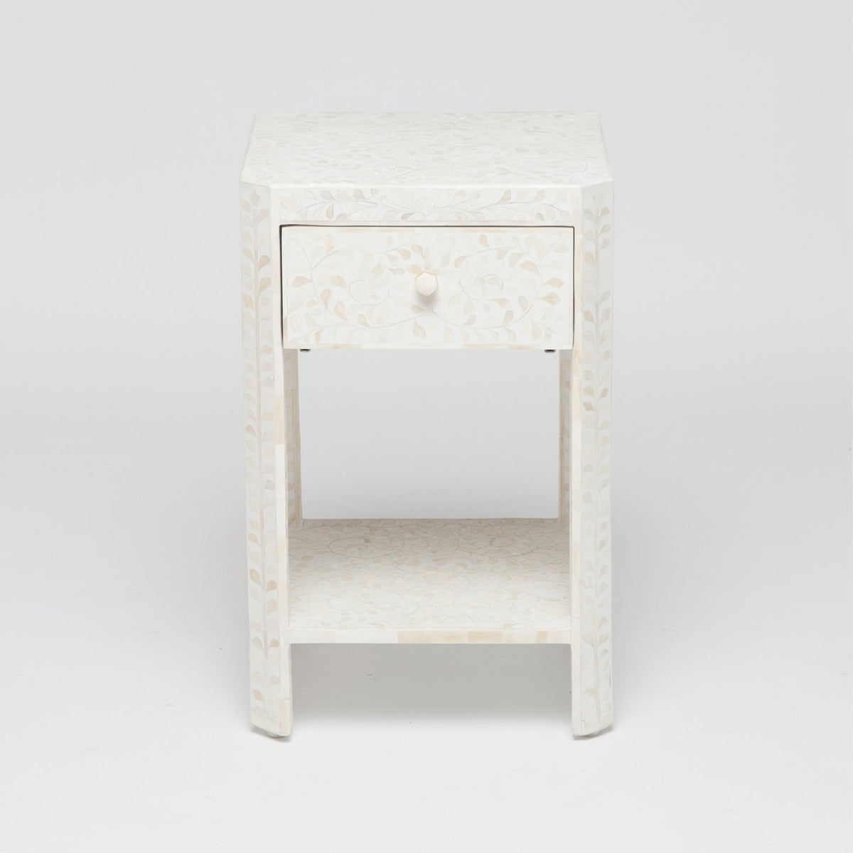 Lexi 18" Nightstand, Natural Bone + White Resin